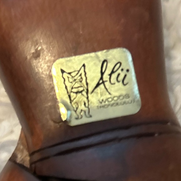 Hawaii Vintage Hand Carved Wooden Nude Woman Lady Nutcracker Folk Art Carving - Picture 4 of 15